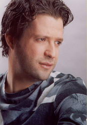 Zein El Omor, Lebanese Singer